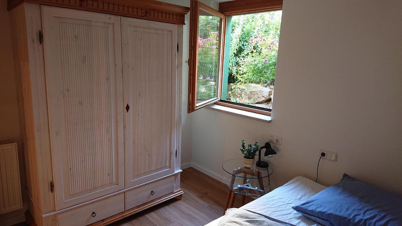 Gemuetliche Ferienwohnung Am Ortsrand Kreuzwertheim ภายนอก รูปภาพ